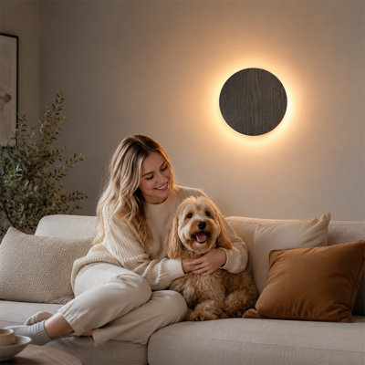 Lampe murale contemporaine à DEL ronde, veilleuse USB rechargeable à 3 niveaux avec éclairage ambiant réglable, grain de bois noir, finitions or brossé et lin pour la chambre à coucher et le couloir