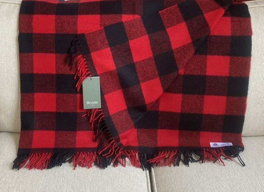 Shetland Wool Throw/Blankets Hand Woven Blanket, Black/Gray/Red Geometric