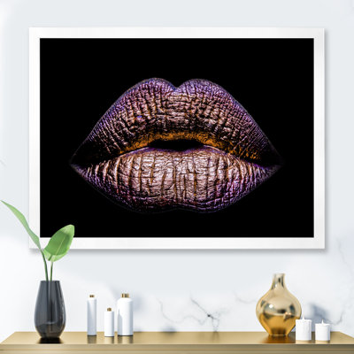 Lèvres féminines sexy en métal doré - photographie sur toile