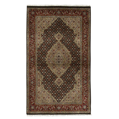 Crown Wool Oriental Area Rug