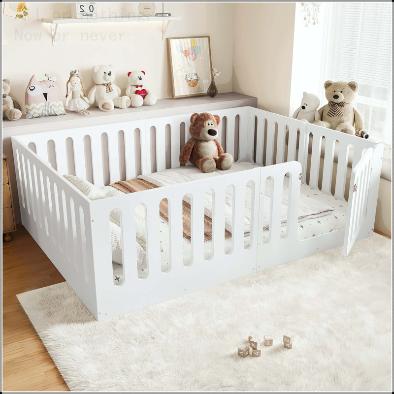 Grand lit en bois massif Montessori avec porte, Grand lit, Blanc clair