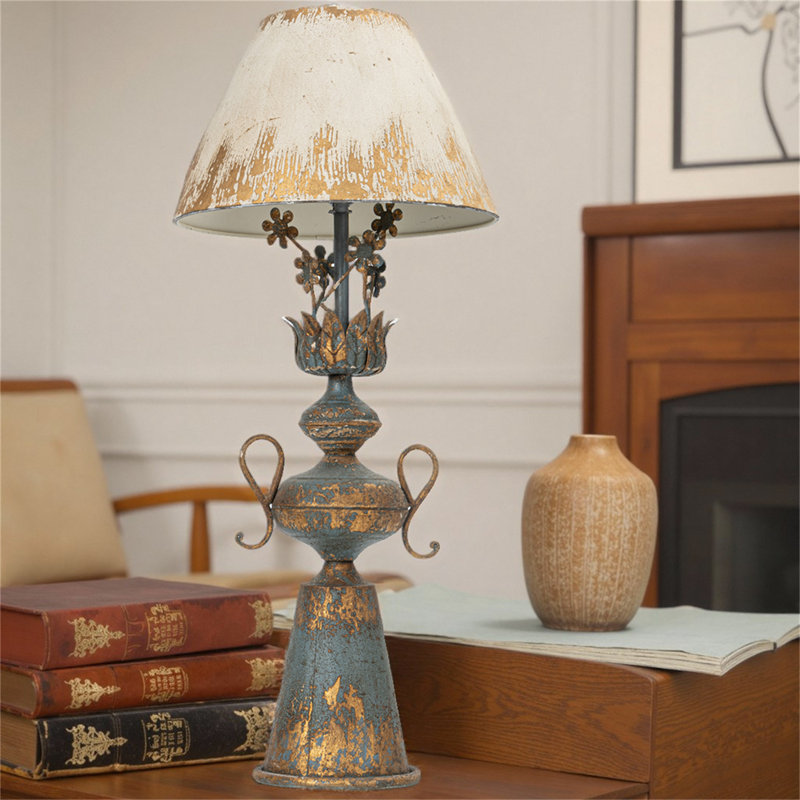 Lampe de table rétro en métal avec finition vieillie, 34,25 po de hauteur, élégante décoration rustique