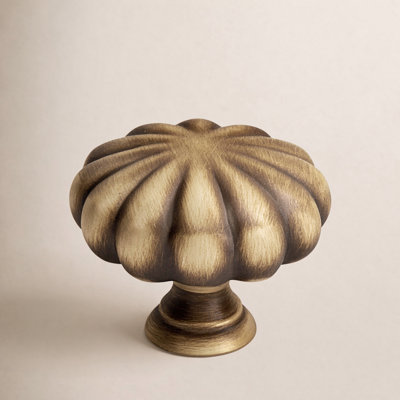 Round Knob