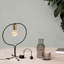 Lampe de table noire 18,11 po Kason