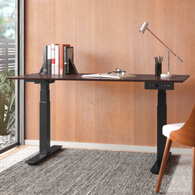 Bureau debout à hauteur ajustable