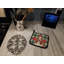 Paire de porte-casseroles rouges et blancs Basset Hound Christmas Poinsettas