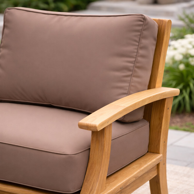 Chaise de patio en teck avec coussin Galvan, Tanné