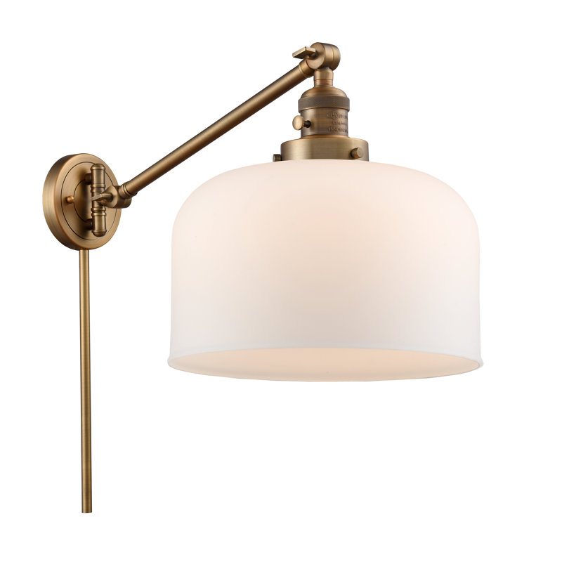 Bell - bras pivotant 1 lumière 12 po, Ampoule à DEL rétro de 3,5 W, Blanc mat, Laiton brossé