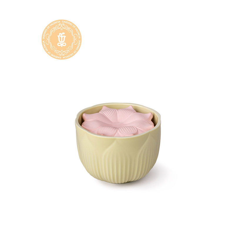 Fleurs Perfume Diffuser. Tropical Blossoms Scent, Cream