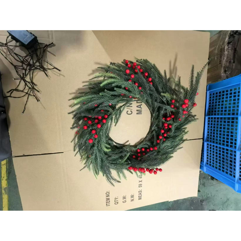 Décoration de Noël 108 po, avec pommes de pin et lumières DEL, conception de baies rouges pour les fêtes