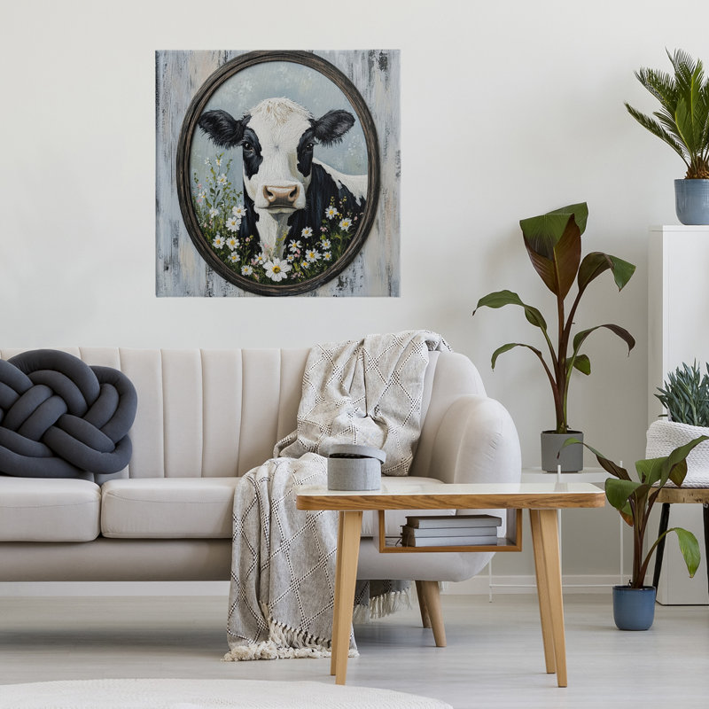 Toile classique avec portrait de vache et de marguerite, design par Petal Prints Design, H 24 po x l 24 po