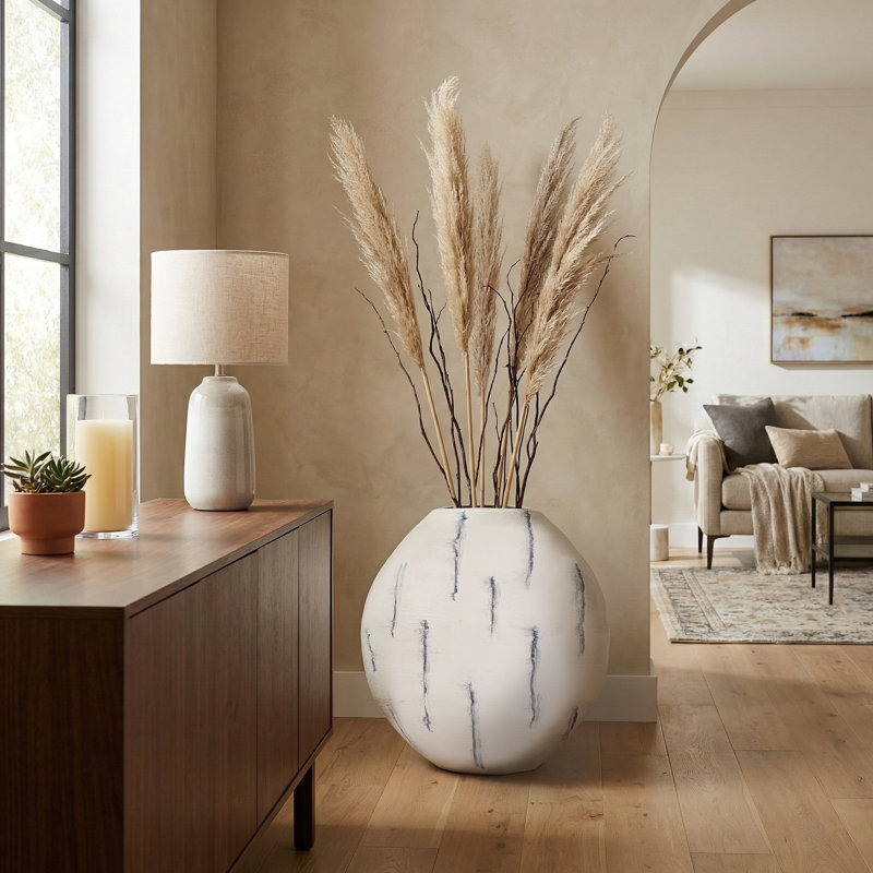 Vase à fleurs rond en métal pour présentation de table et décoration intérieure Coastal, H 33 po x l 33 po x P 11 po