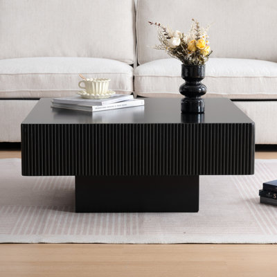 Table basse carrée