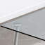 Ensemble de table et de chaises. Table de salle à manger en verre, ensemble de chaises, chaises et 1 table Dimensions de la table: l 51 po x P 31,5 po x H 30 po
