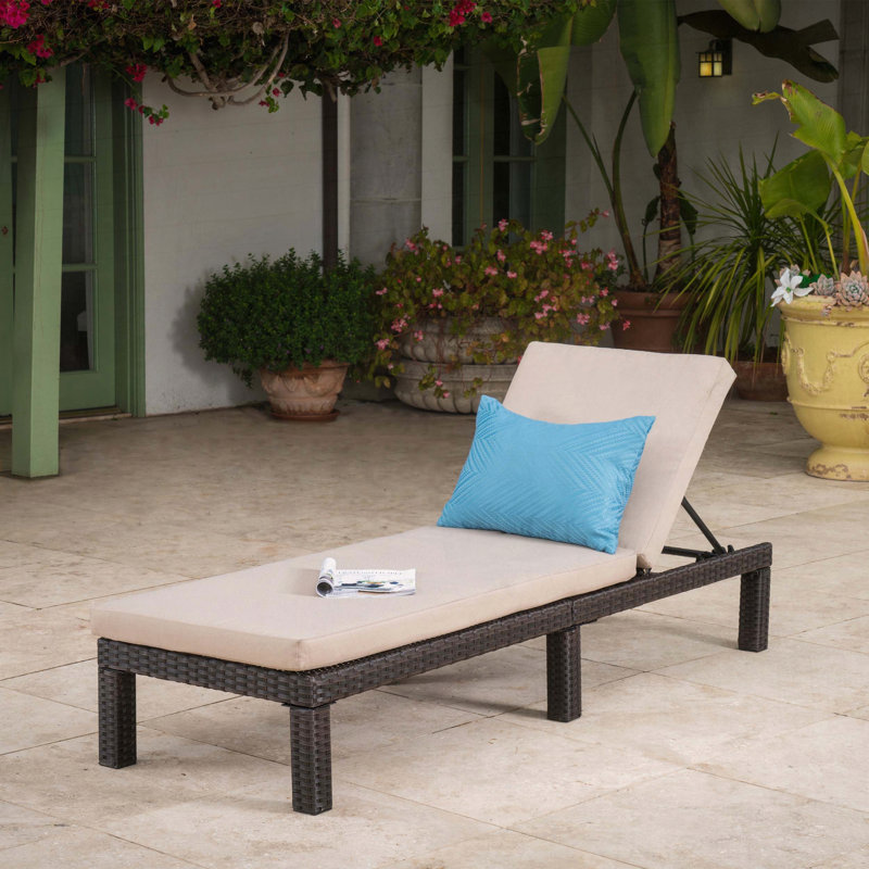 Puerta KD Chaise Lounge, Handwoven Rattan Outdoor Recliner with Water-Repellent Cushion, Beige Cushion/Brown Frame