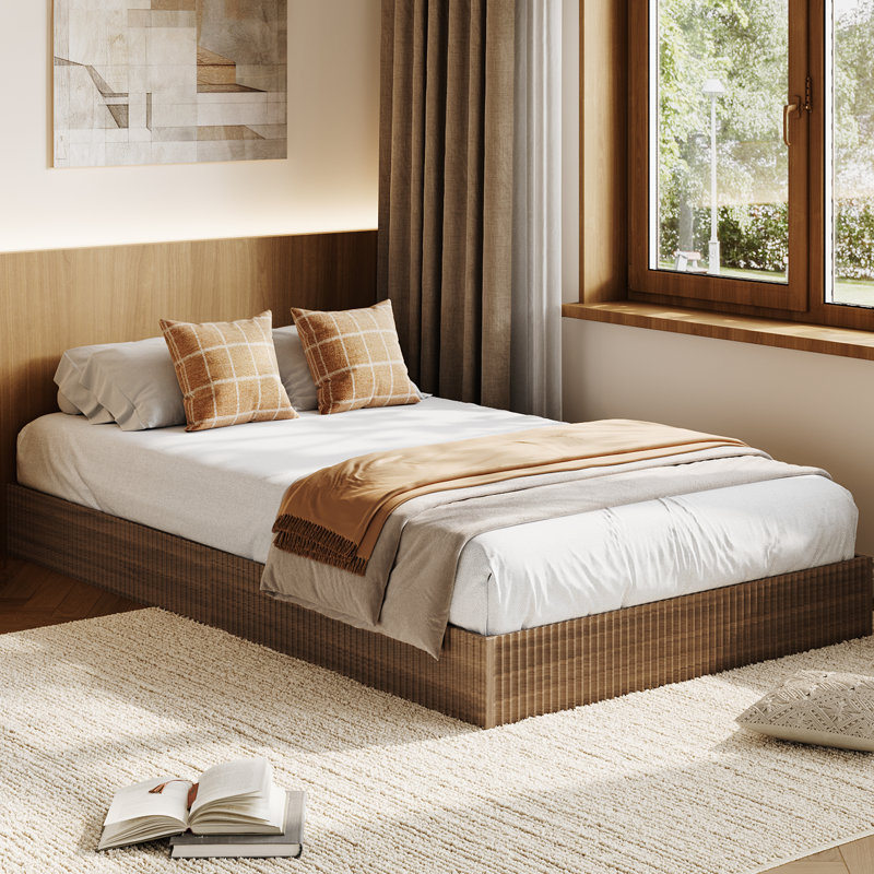 Base de lit, base de lit plateforme en bois, base de lit à profil bas avec conception cannelée, support de lattes en bois