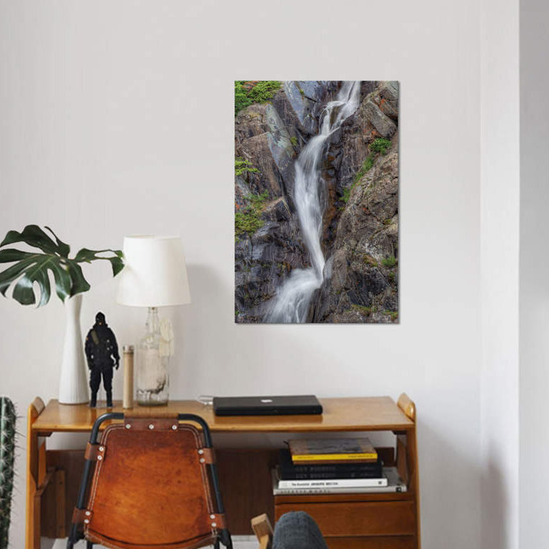 « splashwater chute » par bill sherrell, reproduction d’impression sur toile tendue, H 26 po x l 18 po x P 1,5 po