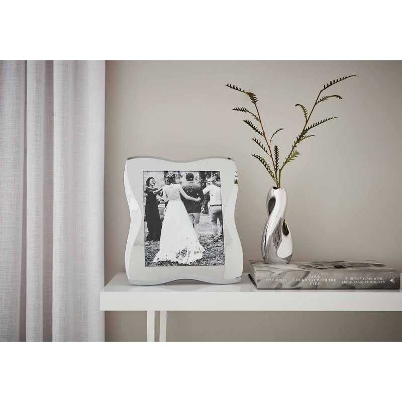 Nambe Bella Frame, 8" x 10"