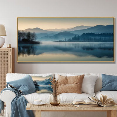 «Blue Serene Lake At Dawn With First Light», reproduction d'art sur toile, paysage bleu