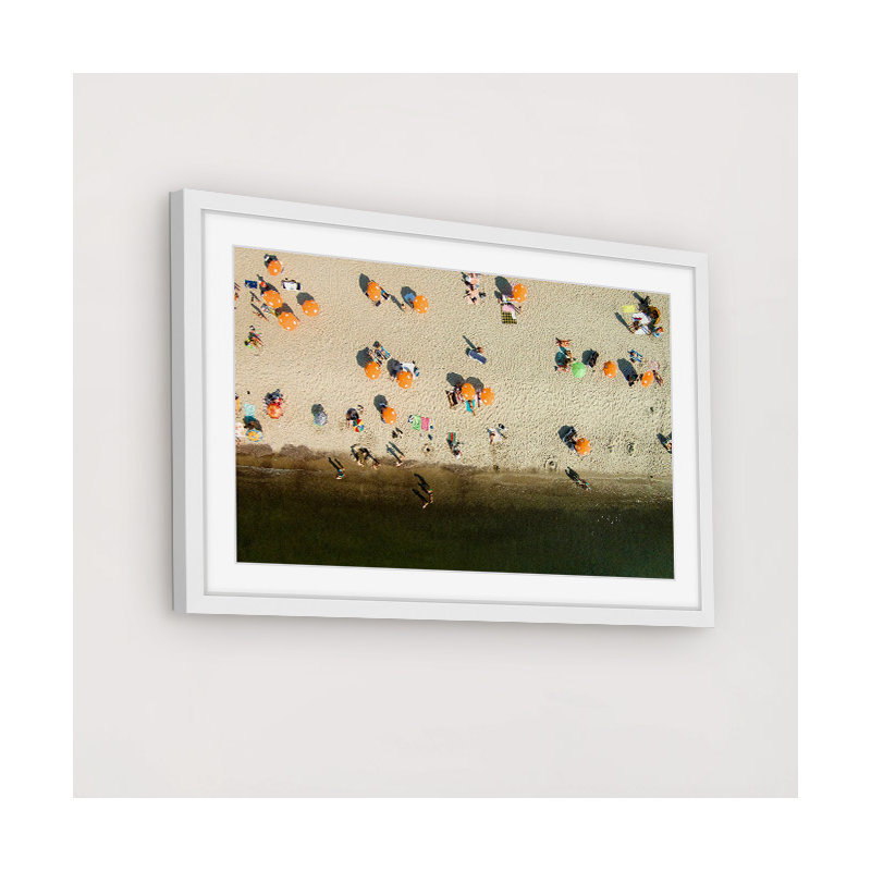 « orange parasols », impression encadrée, 24 po x 36 po