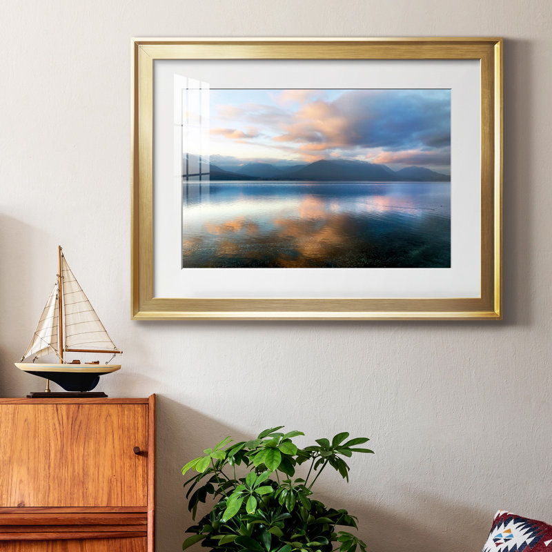 Magic Hour - photographie avec cadre photo, H 22,5 po x l 30,5 po x P 1,5 po, Cadre doré