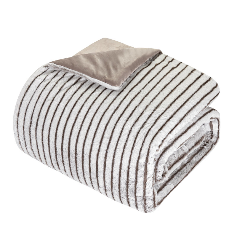 Dearfoams Striped Comforter, Queen Comforter + 2 Shams