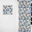 Motif floral damassé bleu et beige - 1 panneau-107563972