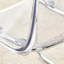 Chaise de salle à manger transparente avec pieds arqués, assise en PC et structure en tuyaux d'acier, chaise de salle à manger moderne, bureau en acrylique et chaise convenant au salon (ensemble de 4 de la version transparente)