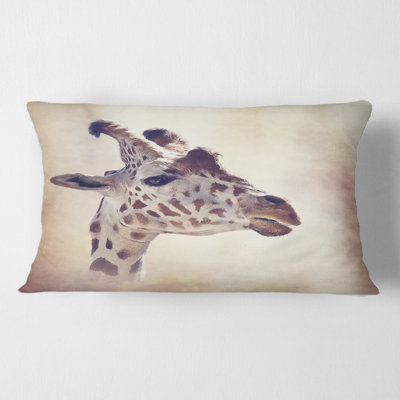 Housse de coussin rectangulaire et insert Portrait of a Giraffe III