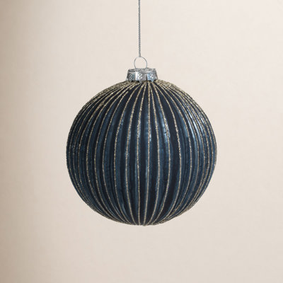 5" Bauble