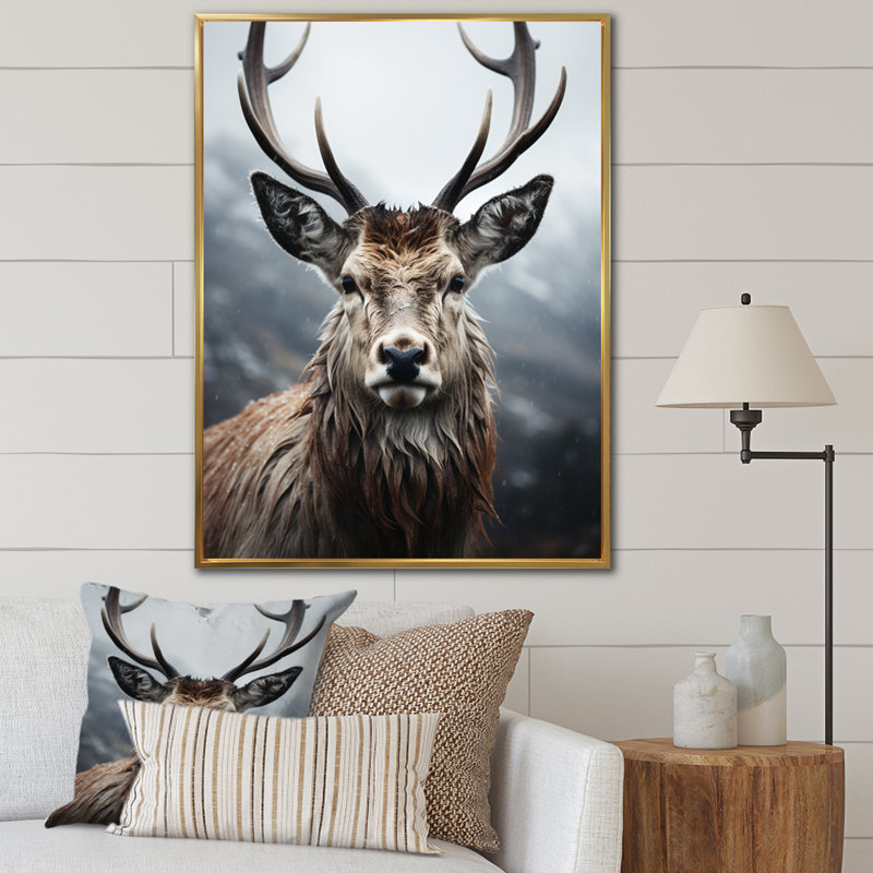 Cerf Bearnard monochrome I, H 32 po x l 24 po x P 1 po, Cadre flottant doré