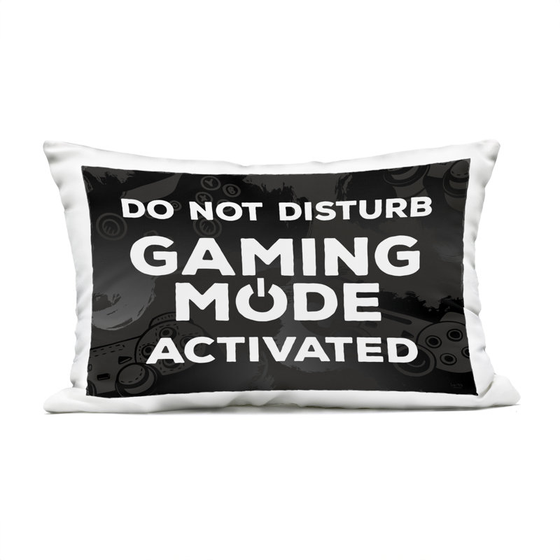 Conception de coussin d'extérieur imprimé en mode jeu par Lux + Me Designs