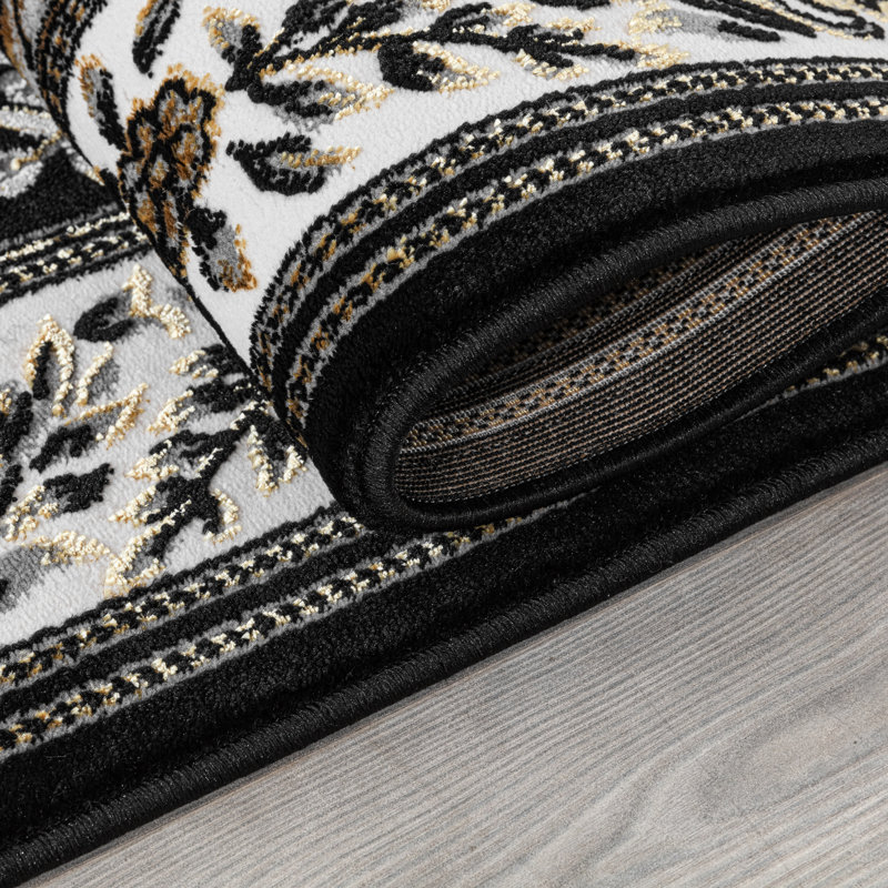 Ashiah Floral Indoor / Outdoor Area Rug, Rectangle 160 x 230 cm