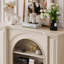 Foyer autoportant en bois massif beige