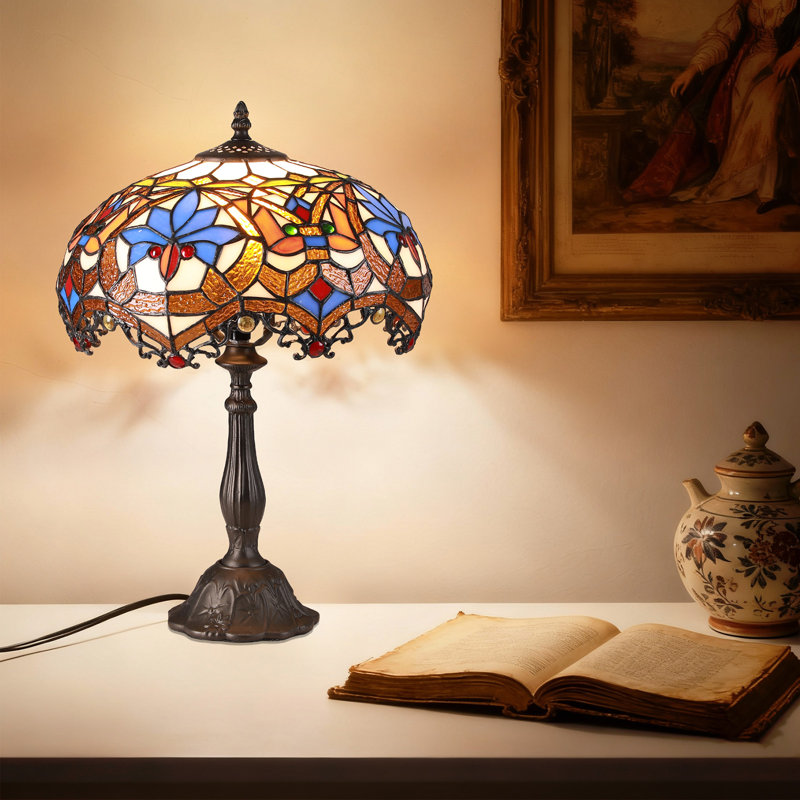 Lampe de table baroque 18,5 po Tiffany, abat-jour en verre coloré fait à la main et ampoule incluse