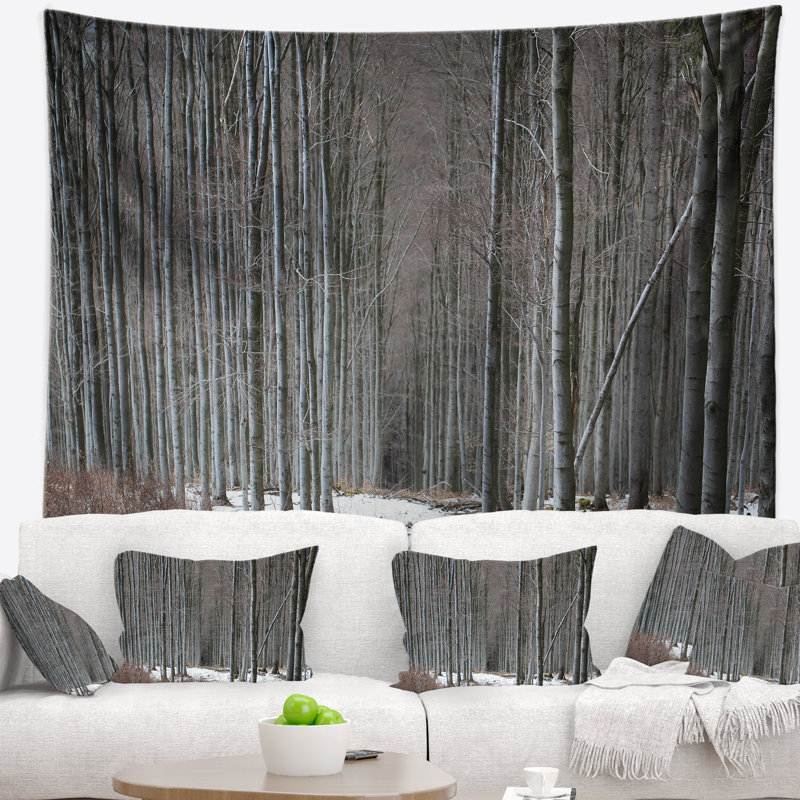 Tapisserie forêt d'hiver avec arbres épais, H 32 po x l 39 po
