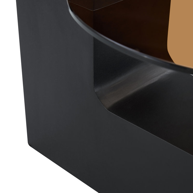 Table basse ronde moderne simple à double couche - Plateau en verre brun transparent avec pieds en panneau de fibres à densité moyenne noirs en forme de L. La conception détachable peut rendre l'utilisation de l'espace plus flexible. W1151P209571