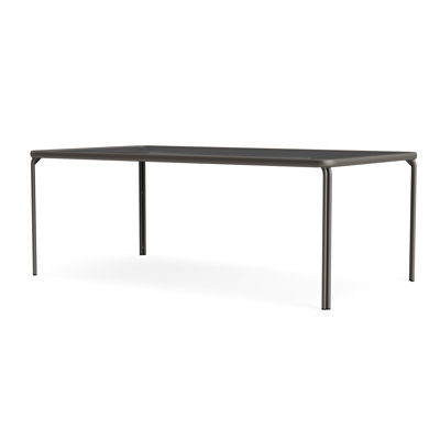 Kantan Outdoor Dining Table