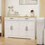 Buffet blanc 49,3 po. 2 tiroirs, 4 portes. Pour le rangement dans la chambre à coucher. Buffet de conception élégante de 49,3 po - blanc. Portes, tiroirs. Salle à manger, salon. Structure stable, surface imperméable