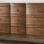 Commode de style français rétro sculptée-131267442