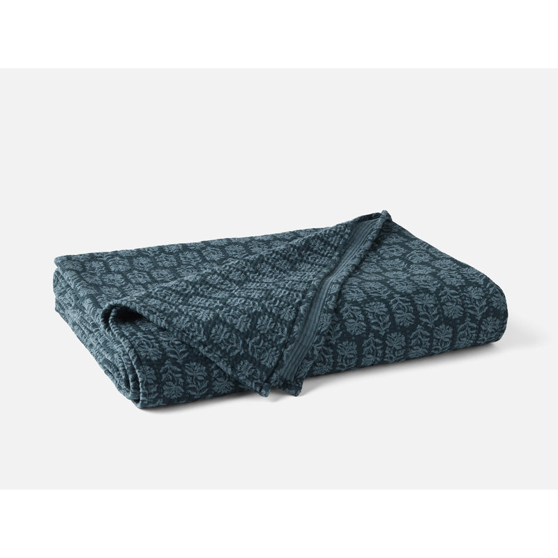 Mirada Organic Matelasse Blanket, Fawn Chrysanthemum, 108" L x 92" W