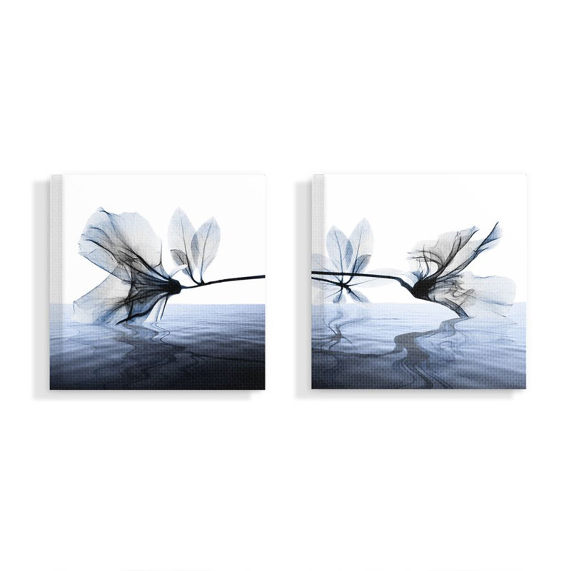 «Contrast Black and Blue Flower Water Designs» par Albert Koetsier, ensemble de 2 reproductions d'impressions, Toile tendue