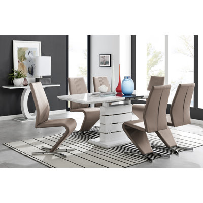 Grand ensemble de salle à manger extensible Everson avec 6 chaises rembourrées en similicuir