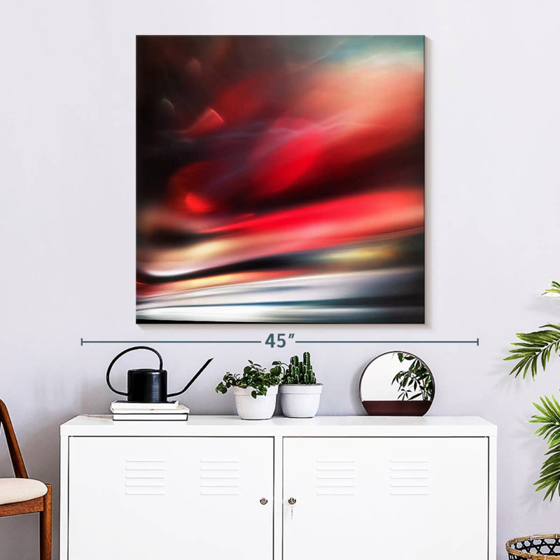 Red, 33" H x 33" W