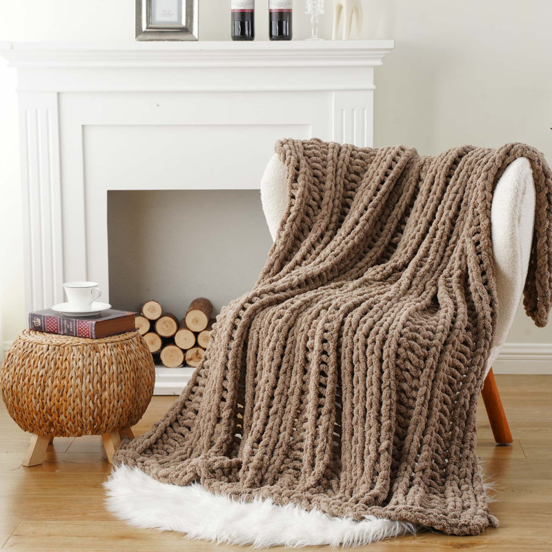 Large jeté en corde de 50 po x 60 po, Taupe