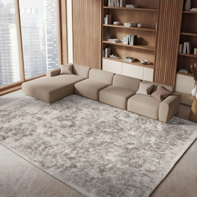 Tapis décoratif gris clair à poil long touffeté à la main Morrell
