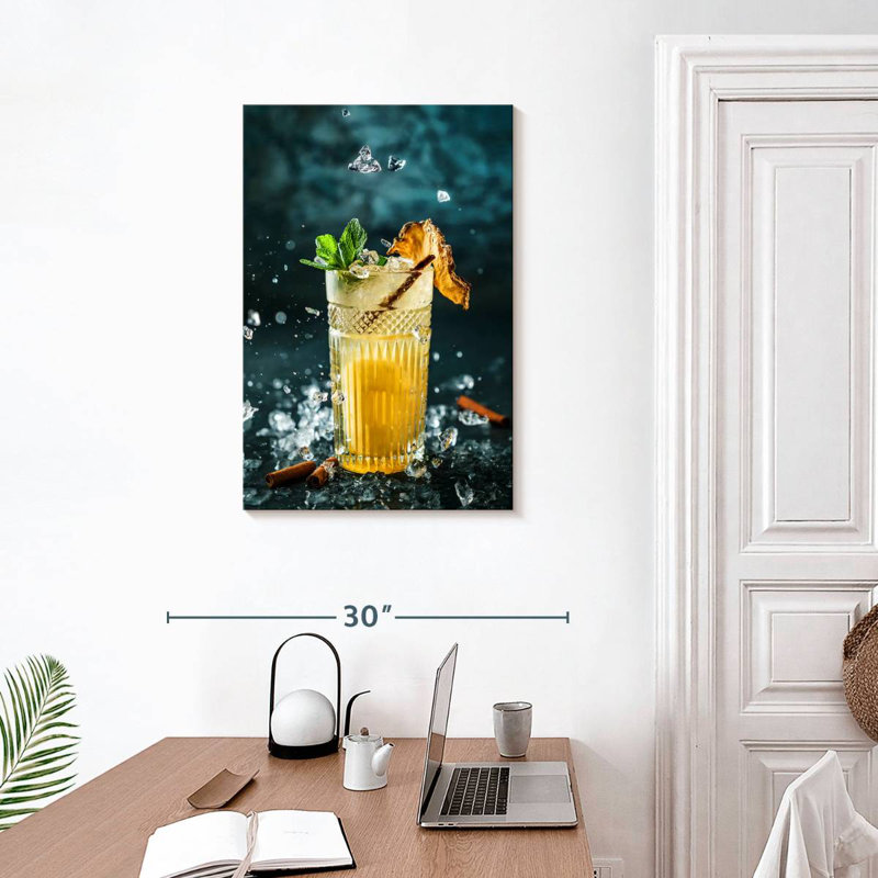 Yarlin, cocktail d'ananas, H 30 po x l 20 po