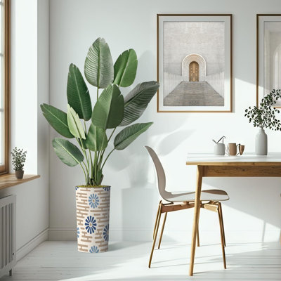 Artificial Tree In Planter, Fake Bird of Paradise Silk Tree Home Decoration (Plant Pot Plus Tree)