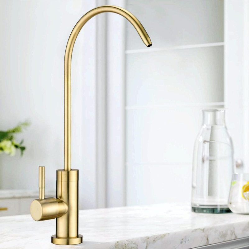 INLE Kitchen Faucet, Brushed Gold