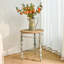 Table basse décorative en bois sculpté Accent